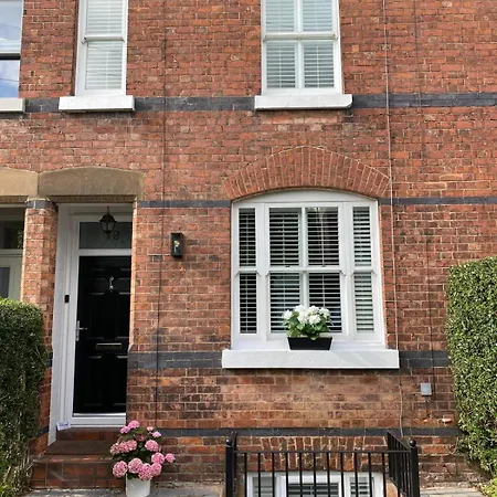 Villa Elegant Luxurious Refurbished Meticulous à Alderley Edge Extérieur photo