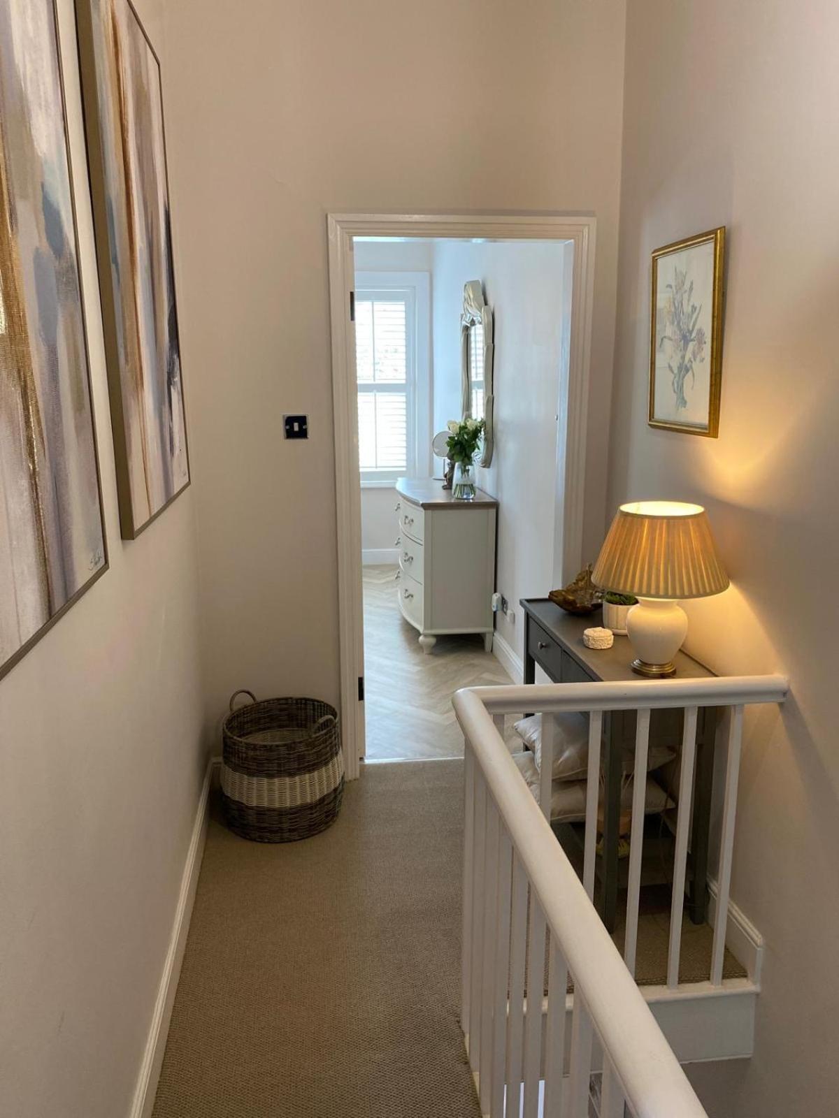 Holiday home Elegant Luxurious Refurbished Meticulous Alderley Edge