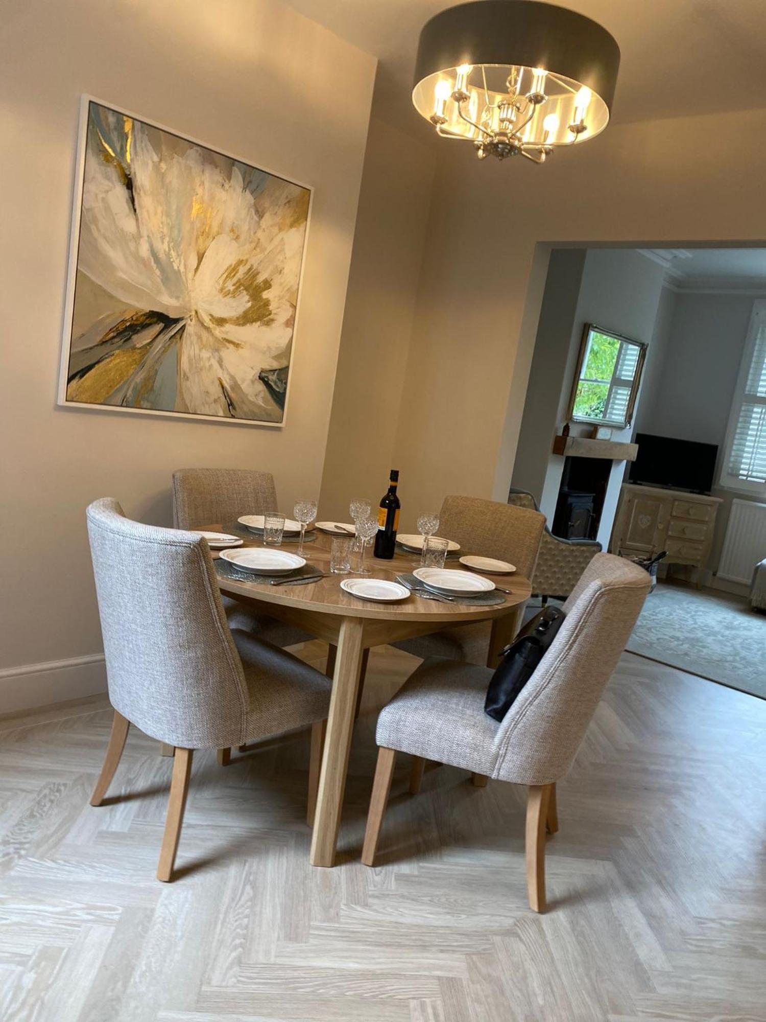 Holiday home Elegant Luxurious Refurbished Meticulous *
