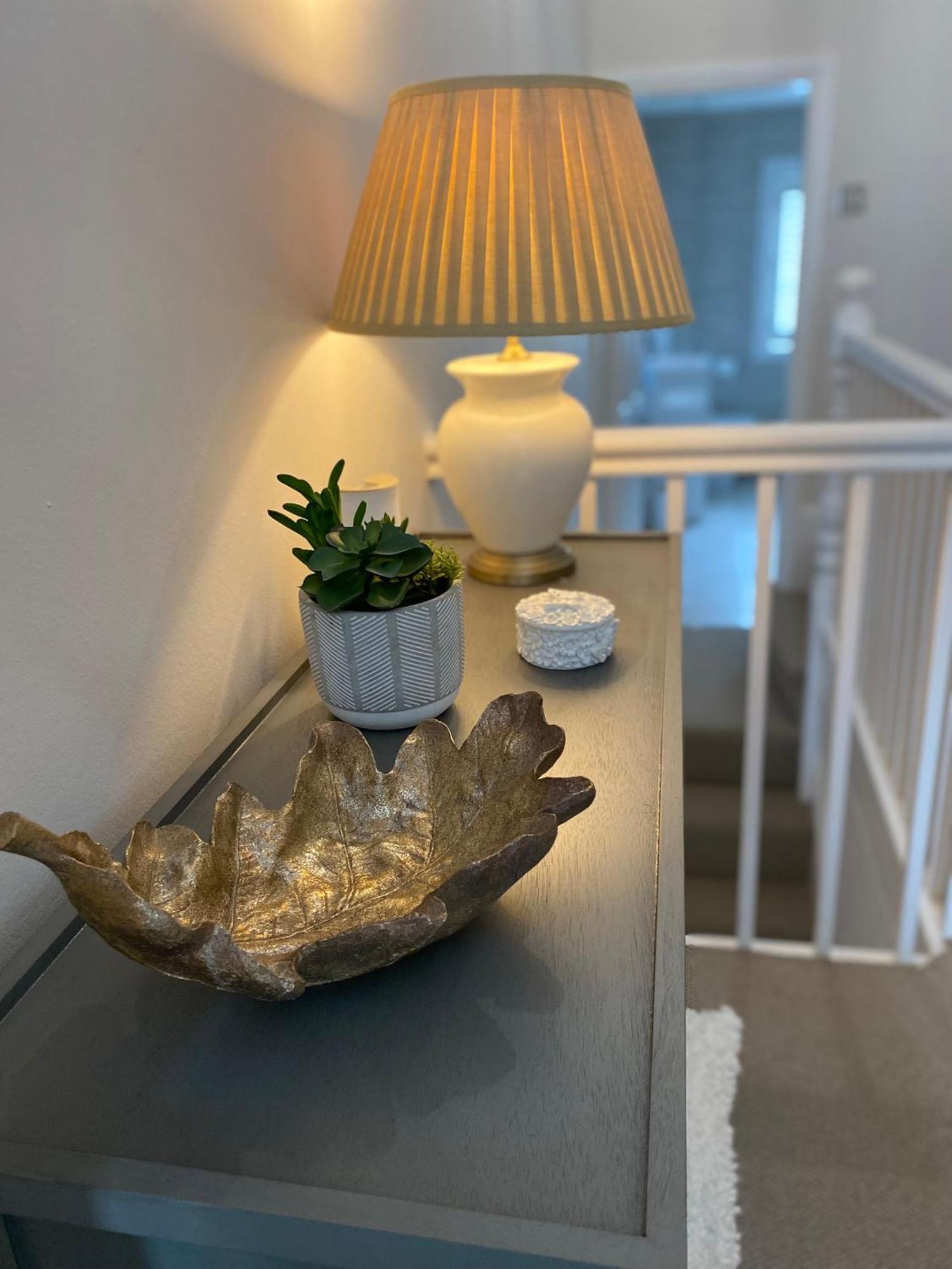 Elegant Luxurious Refurbished Meticulous *
