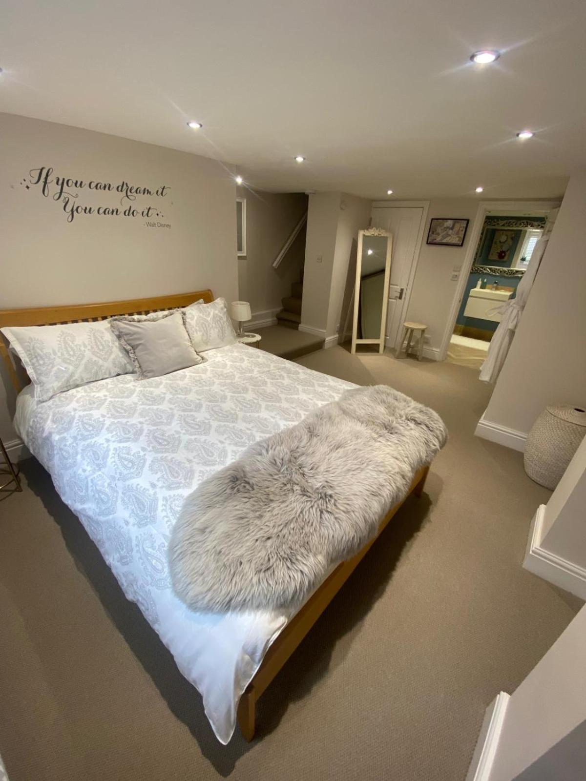 Дом отдыха Elegant Luxurious Refurbished Meticulous Олдерли-Эдж